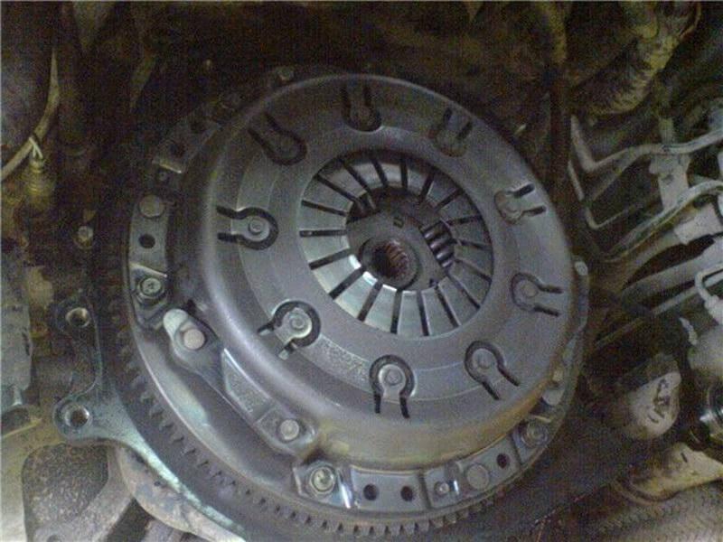 Замена сцепления на Nissan Almera N16